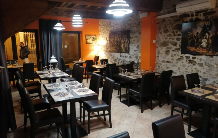 Local commercial   CARCASSONNE   484 000 € 